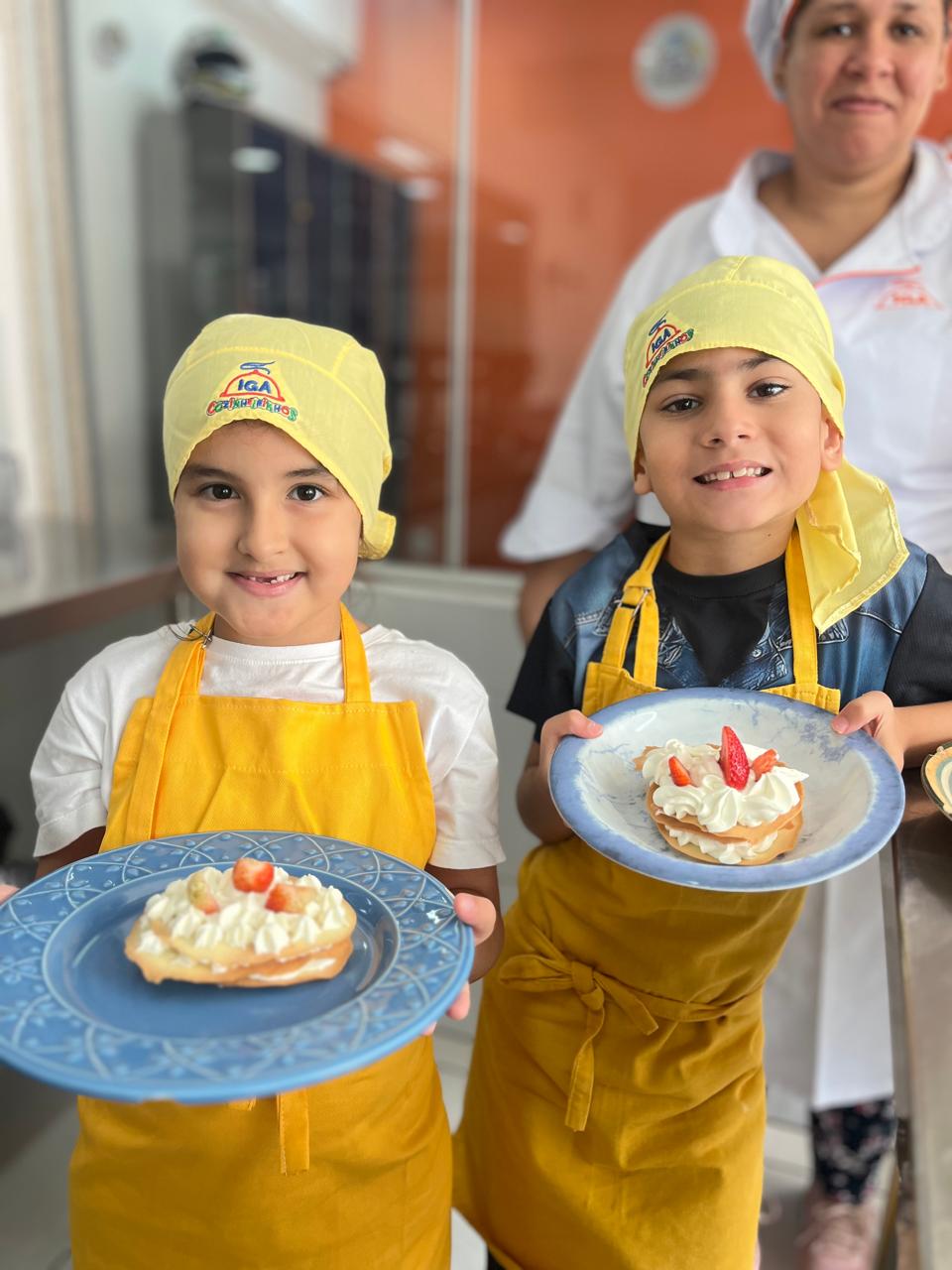 Aluno na cozinha do IGA Cabo Frio